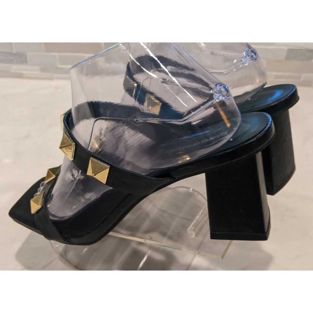 MADDEN GIRL Steve Madden Two Strap Gold Studded Block Heel Sandals 8.5 - Picture 6 of 14